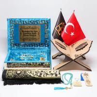 Kadife Kaplamalı Kabe Desenli Ahşap Rahleli Kuran Seti